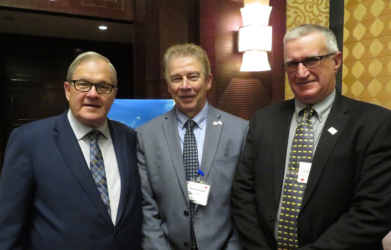 Agriculture and Agri-Food Minister Lawrence MacAulay with Canadian Cattlemen’s Association (CCA) Vice President David Haywood-Farmer and Executive Vice President Dennis Laycraft in Beijing