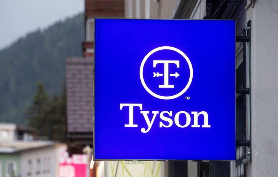 The logo of Tyson Foods is seen in Davos, Switzerland, May 22, 2022. Picture taken May 22, 2022. REUTERS/Arnd Wiegmann/File Photo