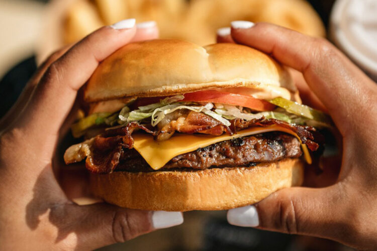 harveys-165-burger-canada